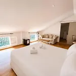 Les Orangers Hotel