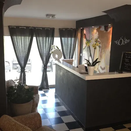 Hotel Les Orangers 3*