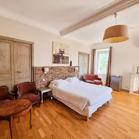 Les Orangers Hotel
