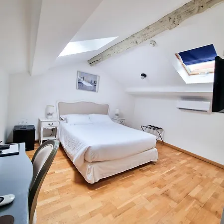 Hotel Les Orangers 3*