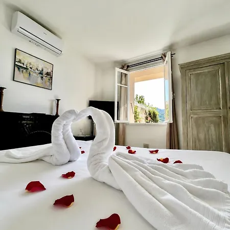 Les Orangers Hotel