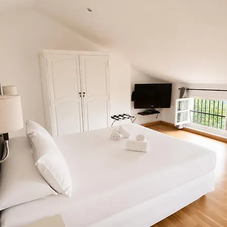 Hotel Les Orangers 3*