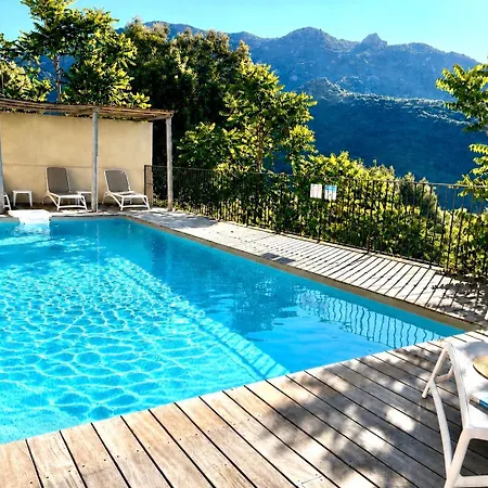 Les Orangers Hotel 3*