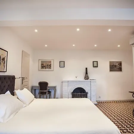 Les Orangers Hotel